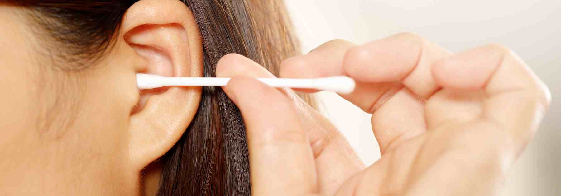 Compare ear microsuction and irrigation